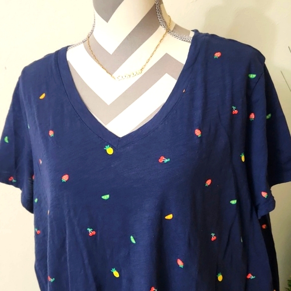 Old Navy Everywear Fruits T-shirt - Picture 6 of 12